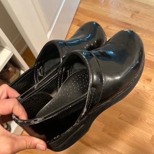 Black patten leather danskos size 39